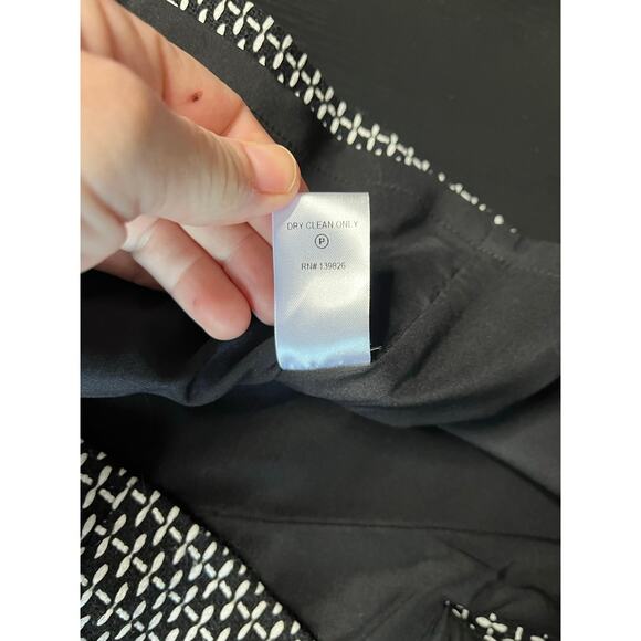 Contemporary Black and White SMITH wool blend mini skirt - Picture 6 of 7